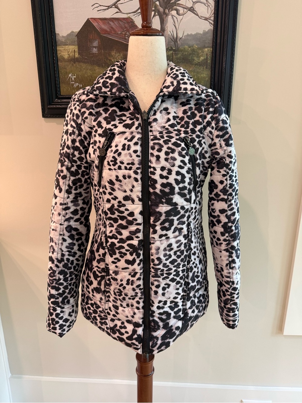 Dollhouse Snow Leopard Puffer Ski Black & White Jacket Medium